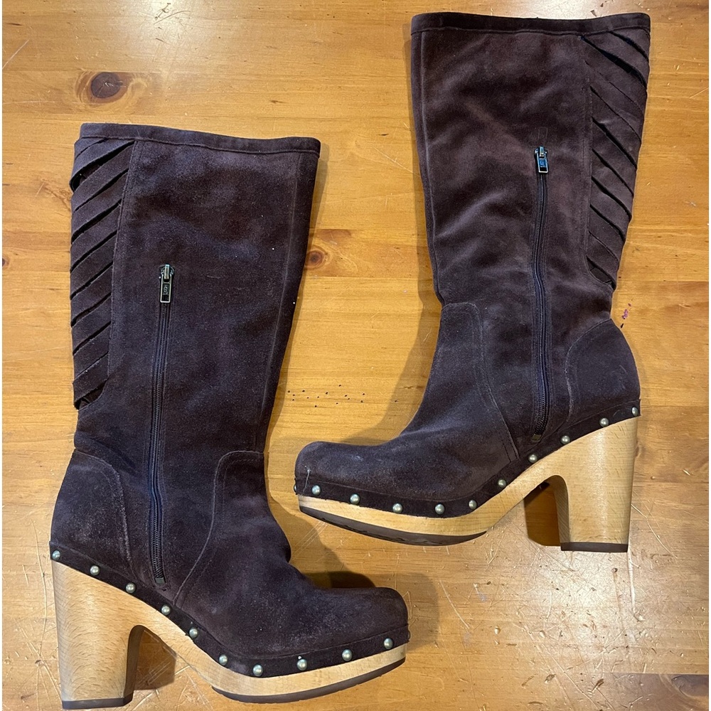 UGG Brown Suede Boots